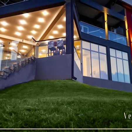Verdisso Hotel & Restaurant ديمير كابيجا المظهر الخارجي الصورة