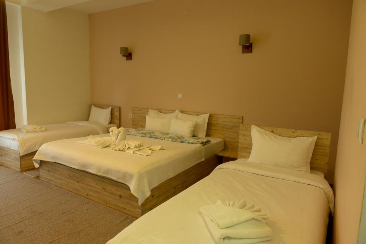 Verdisso Hotel & Restaurant ديمير كابيجا المظهر الخارجي الصورة