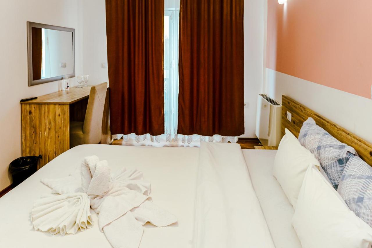 Verdisso Hotel & Restaurant ديمير كابيجا المظهر الخارجي الصورة